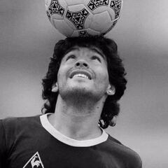 Una nueva biografía revela que "Maradona está enterrado sin corazón"