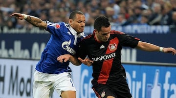 Jermaine Jones en partido de Bundesliga.