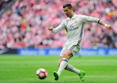 Cristiano Ronaldo strike correctly ruled out for offside