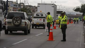 Pico y placa Bogot&aacute;: &iquest;Cu&aacute;ndo empiezan a imponer los comparendos?