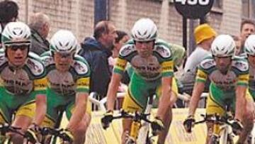 <b>GRAN ACTUACIÓN. </b>Pese a sufrir múltiples contratiempos, el Phonak fue segundo en la crono por equipos.