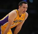 Los Lakers intentaron quitarle a Steve Nash a los Warriors