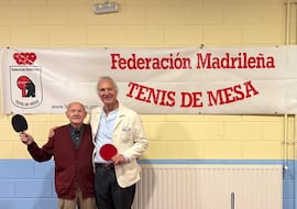 Así es el secreto de la longevidad de Lalo Soto, quien juega al tenis de mesa con 103 años