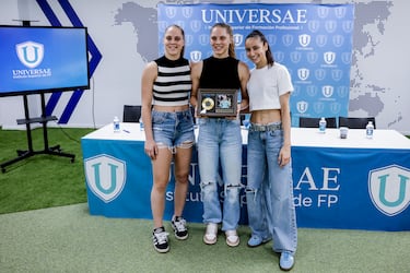 Adriana Cerezo: “Para Los Ángeles, lo veo todo con más calma”