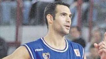 <b>ALEGRÍAS. </b>Iker Iturbe, padre por tercera vez, destacó el domingo.