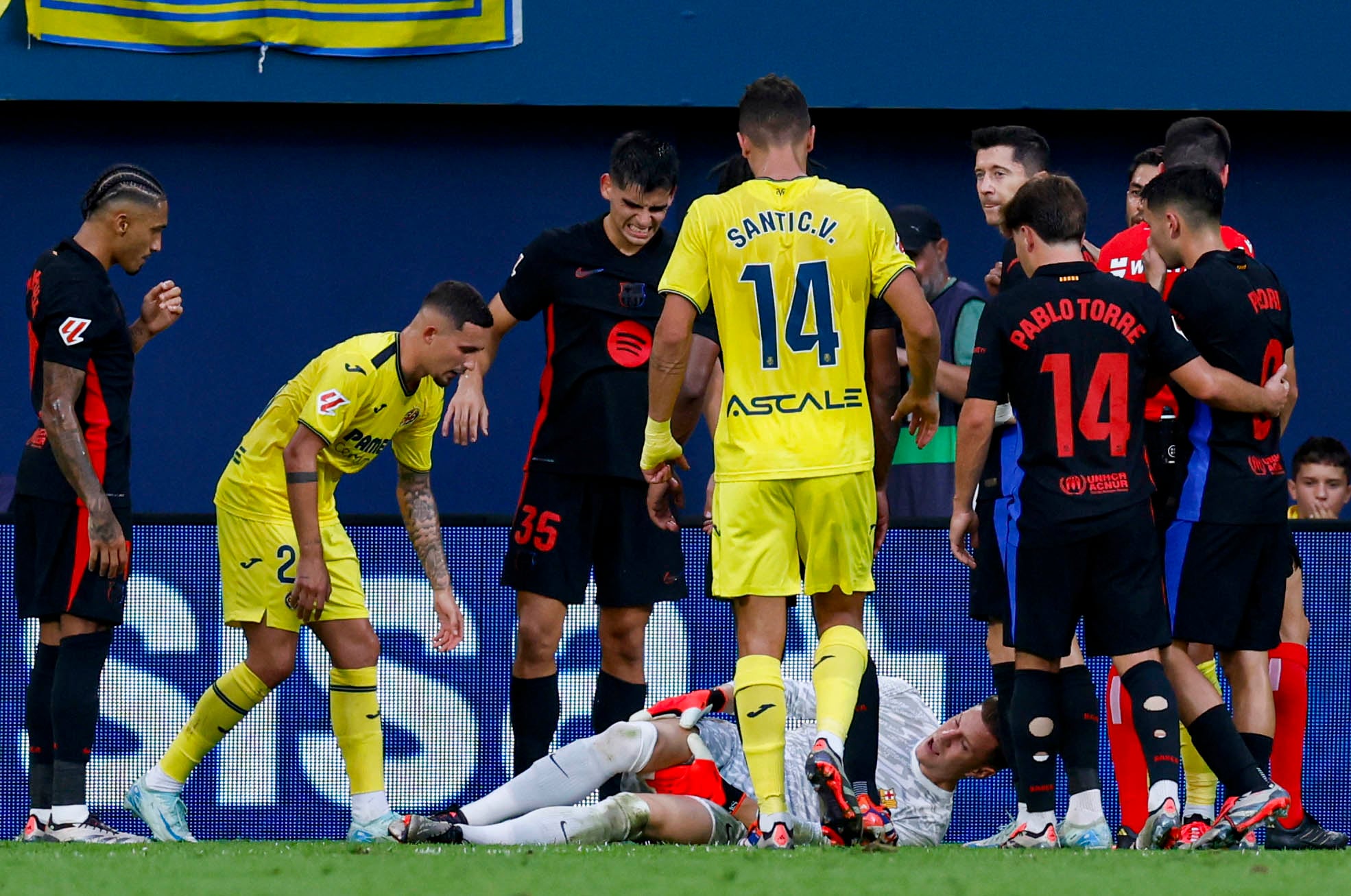 Ter Stegen, intervenido con xito de su rotura del rotuliano