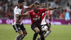 Lodi, en un partido con el Athletico Paranaense.