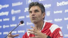 Pellegrino, en una rueda de prensa con el Legan&eacute;s.