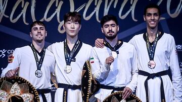 Jon Cintado, medalla de plata en los Mundiales de Taekwondo de Guadalajara (M¨¦xico).