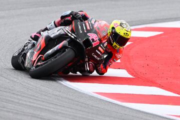 Aleix Espargaró durante el sprint del Gran Premio de Cataluña de Moto GP