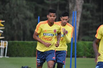 La primera práctica de la Selección en territorio italiano fue para realizar trabajos de recuperación física en campo y gimnasio. Cambiasso se unió al cuerpo técnico.