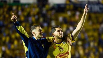 Alvaro Fidalgo and Henry Martin of America during the Semi-Final second leg match between America and Cruz Azul as part of the Liga BBVA MX, Torneo Clausura 2025 at Ciudad de los Deportes Stadium on May 18, 2025 in Mexico City, Mexico.