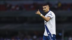 Puebla was the first to announce the striker’s departure, later conformed by Pumas. He has been brought in to strengthen the attack after the exits of ‘Toro’ Fernández and Juan Dinenno.