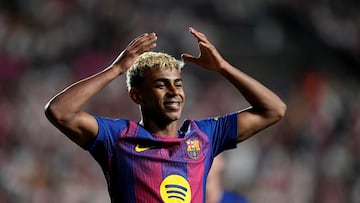MADRID, SPAIN - AUGUST 31: Lamine Yamal of FC Barcelona celebrates a goal during the Spanish League, LaLiga EA Sports, football match played between Rayo Vallecano and FC Barcelona at Estadio de Vallecas on August 31, 2025, in Madrid, Spain. (Photo By Oscar J. Barroso/Europa Press via Getty Images)