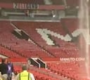 La afición del United estalla contra los Glazer por la ruina de Old Trafford: goteras, ratones...
