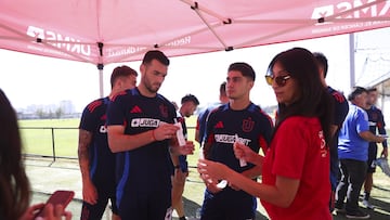 El gesto de la U que emociona a Chile: los jugadores realizaron algo inédito en el fútbol
