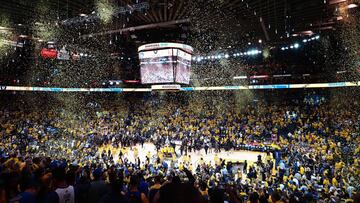 May 31, 2018; Oakland, CA, USA; Golden State Warriors celebrate the victory against the Cleveland Cavaliers following game one of the 2018 NBA Finals at Oracle Arena. Mandatory Credit: Kelley L Cox-USA TODAY Sports