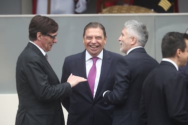 El presidente de la Generalitat de Catalunya, Salvador Illa, el ministro de Agricultura, Pesca y Alimentación, Luis Planas,  y el ministro de Interior, Fernando Grande-Marlaska.