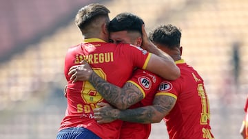 Futbol, Union Espanola vs Union La Calera
Fecha 16, Liga de Primera 2025
El jugador de Union Espanola Kevin Contreras, celebra su gol contra contra Union La Calera durante un partido de primera division realizado en el estadio Santa Laura en Santiago, Chile.
19/07/2025
Javier Torres/Photosport
Football, Union Espanola vs Union La Calera
16th turn, First Division League 2025
Union Espanola player Kevin Contreras, celebrates his goal against Union La Calera of Union La Calera during a first division match at the Santa Laura stadium in Santiago, Chile.
19/07/2025
Javier Torres/Photosport