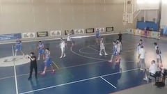 Tres años de sanción a un jugador de baloncesto canario por esta brutal agresión a un árbitro