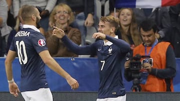 Benzema con Griezmann.