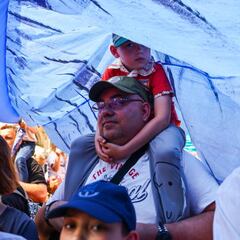 Why is Father’s Day celebrated on June 19 in the United States?