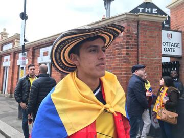 Hinchas de Colombia en el Craven Cottage de Londres para apoyar a su Selección ante Australia