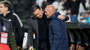 27/11/24 PARTIDO SEGUNDA DIVISION
CASTELLON - RACING FERROL
SALUDO CRISTOBAL PARRALO DICK SCHREUDER