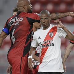 A River le costó, pero se sacó de encima a Athletico Paranaense