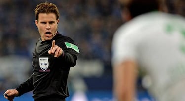 UCL final ref, Brych: "It's vital to connect with the 22 players"