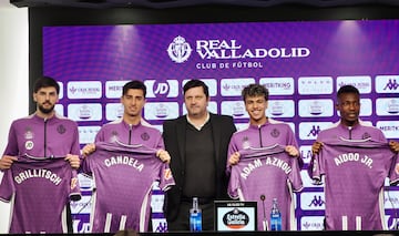 05/02/25 REAL VALLADOLID ACTO PRESENTACION NUEVOS JUGADORES 
De izquierda a derecha: GRILLITSCH , ANTONIO CANDELA , Domingo Catoira (director deportivo), ADAM AZNOU y JOSEP AIDOO