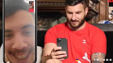 El atacante francés buscó al uruguayo a través de una videollamada, en la cual le expresó que "estamos muy ilusionados con tu llegada".