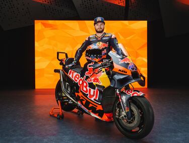 KTM presenta la nueva moto que pilotarán Brad Binder y Jack Miller, para el Mundial de MotoGP 2024.
