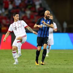 James juega 45 minutos en la derrota 2-0 del Bayern ante Inter