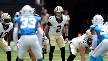 INGLEWOOD, CALIFORNIA - AUGUST 10: Spencer Rattler #2 of the New Orleans Saints on field in the first half during a NFL Preseason 2025 game against the Los Angeles Chargers at SoFi Stadium on August 10, 2025 in Inglewood, California. Ronald Martinez/Getty Images/AFP (Photo by RONALD MARTINEZ / GETTY IMAGES NORTH AMERICA / Getty Images via AFP)