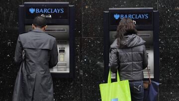 Cómo se puede sacar dinero sin tarjeta de débito en los cajeros