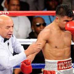 Victor Ortiz enfrenta cargos de agresión sexual