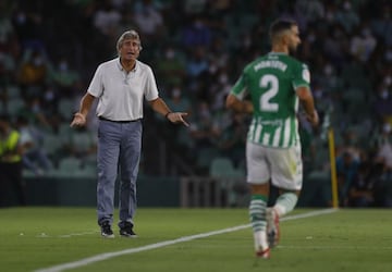 Pellegrini, en la banda en el Betis-Cádiz. / Toni Rodríguez