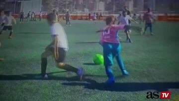 El notable túnel de una jugadora chilena... ¡contra equipo de hombres de Colo Colo!