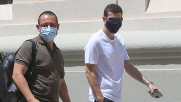 27/07/20
 VALENCIA CF 
 COMIDA DE ANIL MURTHY CON JAVI GRACIA 
 
 
 
 