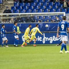 El Oviedo perdona y Las Palmas rescata un punto