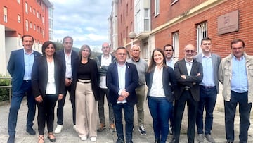 Larrea, Zabala y Landeta secundan a Gómez Vicandi