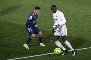 Ferland Mendy con Fran Beltrán.