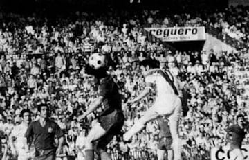 UN GOL QUE SUPONE EL ASCENSO. Este tanto de Felines, en el segundo tiempo, suponía la ventaja del Rayo y con ello el ascenso a la Primera División.