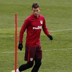 Simeone hace hincapié en los centros laterales con Lucas
