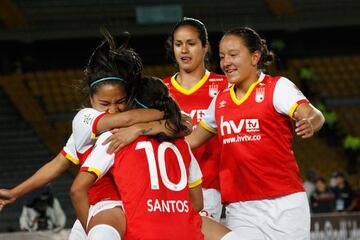 Partidazo en El Campín entre Santa Fe y América de Cali, por las semifinales del fútbol femenino.