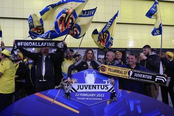 Aficionados del Villarreal y la Juventus.