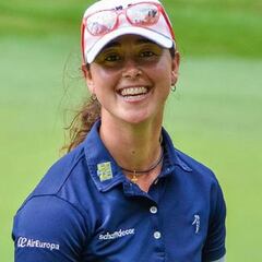 Nuria Iturrioz lidera en el Pacific Bay tras una gran jornada