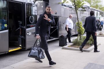 Benzema a su llegada. 