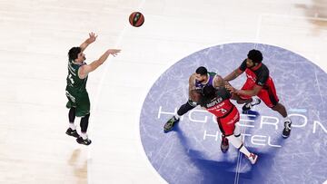 Espectacular acción de Djedovic.